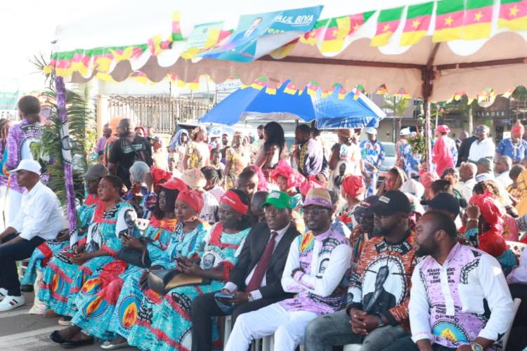 Meeting de lancement de la campagne de Yaoundé 2 à Tsinga