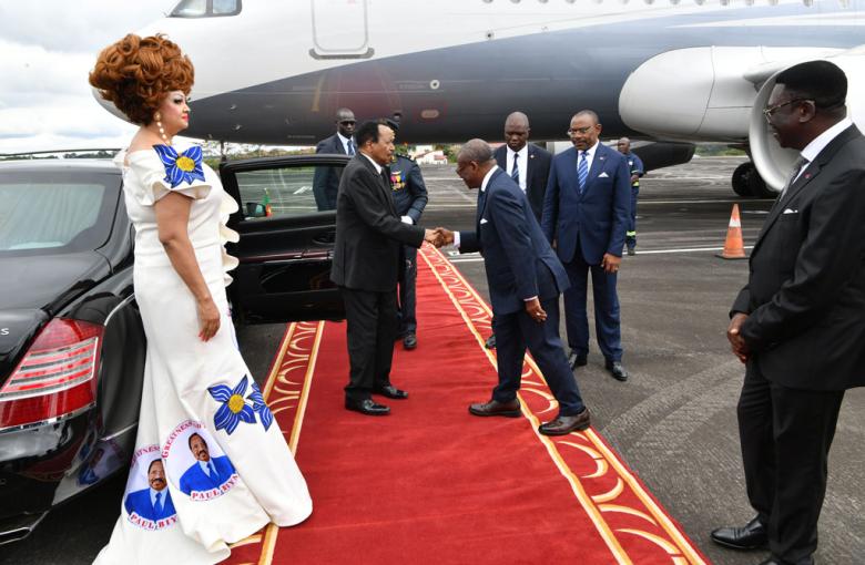 Paul Biya en route to Maroua