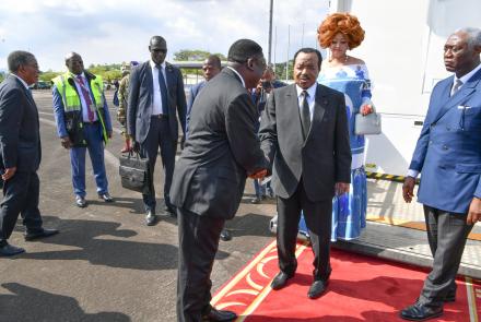 Retour du Couple Présidentiel à Yaoundé